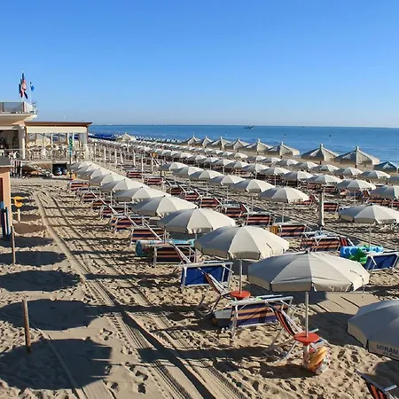 Apartment Orchidea 2 *